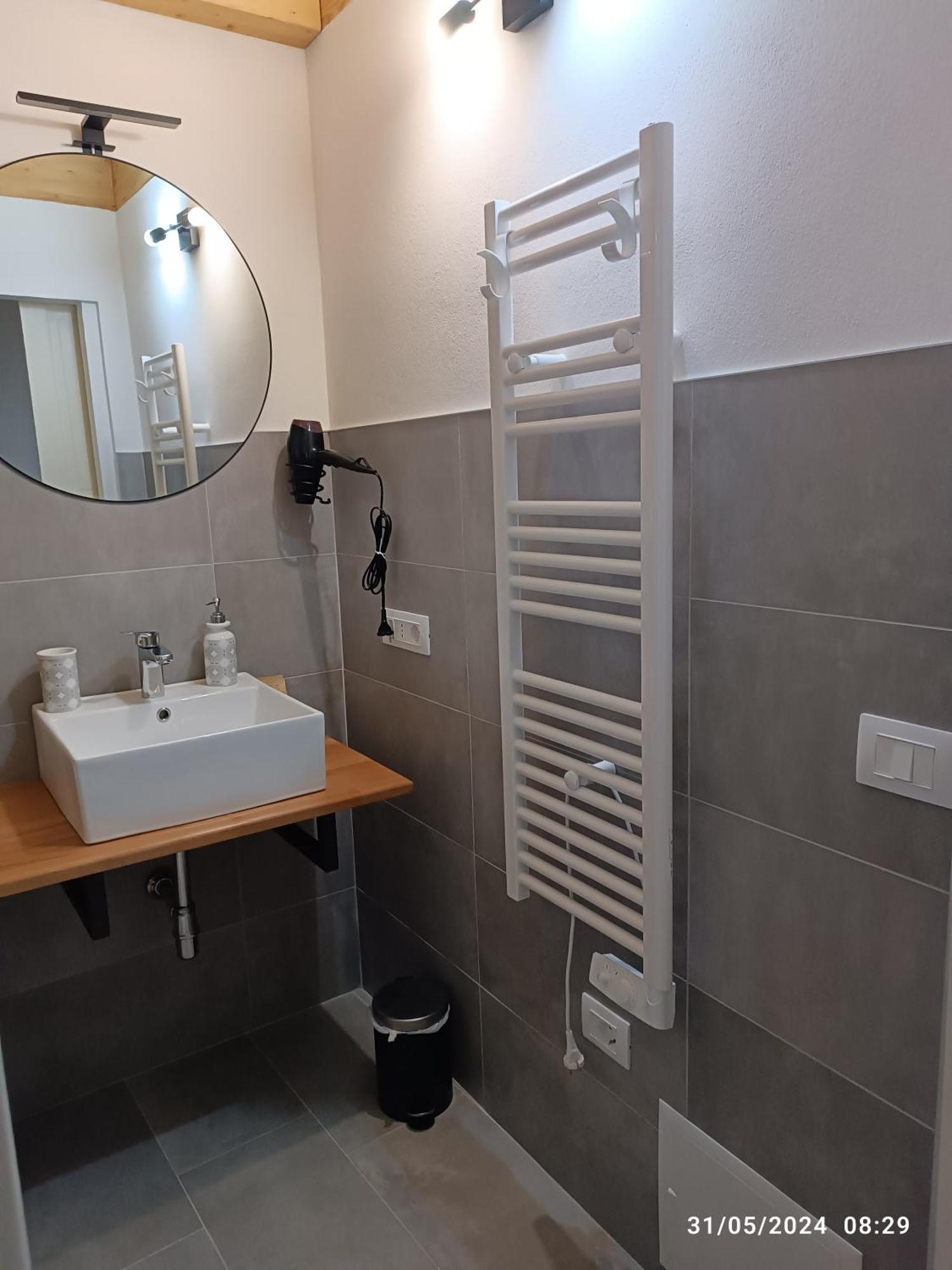 Vico Nobilioni Hotel Iglesias Bilik gambar